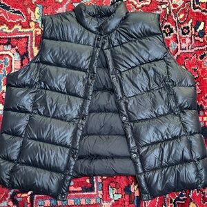 Lands' End Midnight Puffer Vest